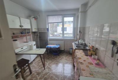 Apartament cu 4 camere semidecomandat în Hipodrom - 5