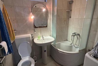 Casă de vânzare pe Strada Lungă-zonă centrală - 15