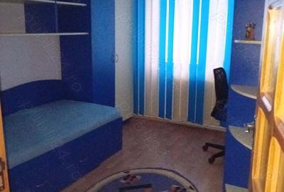 Proprietar, vand apartament 3 camere, conf. 1 decomandat, cart. Dorobanti 2 - 8