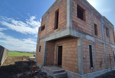 1/2 Duplex Sacalaz, comision 0%. Stadiu avansat - 3