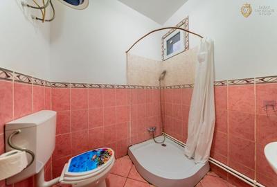 Casă individuală cu 7 camere cu Canalizare în Central - 19