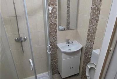 Garsonieră decomandată, mobilată în Sud - 5