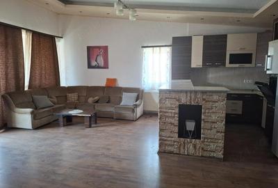 Apartament cu 3 camere nedecomandat în UTA - 7