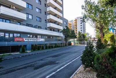 Spatiu Comercial de Inchiriat/Vanzare cu front stradal in... - 2