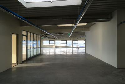 De inchiriat- spatiu productie si/sau birouri - Cal. Grivitei/DN13 - 9