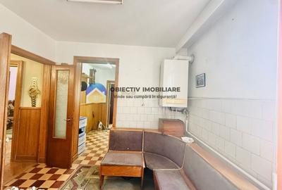 Apartament cu 4 camere semidecomandat, mobilat în Central - 10