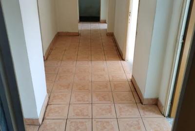 Apartament cu 4 camere decomandat în Central - 14