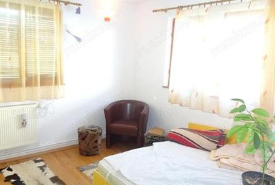 Vand casa in sistem P+M, are suprafa?a utila 160 mp,finisata integral ?i echipata complet. - 3