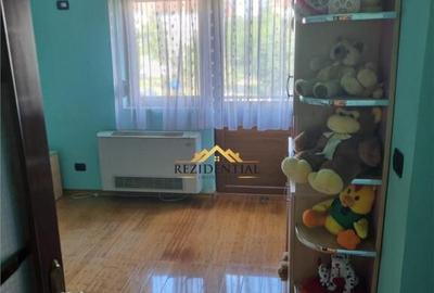 Casă cu 6 camere cu Teren 700 Mp în Central - 11