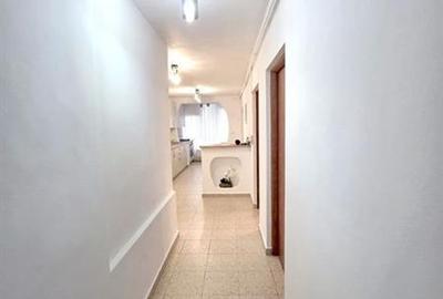 Apartament cu 3 camere decomandat, mobilat în Vlahuță - 9