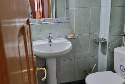Apartament cu 3 camere decomandat în Central - 2