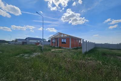 Casă cu 3 camere în Leș - 14