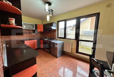 Casă individuală cu 4 camere cu Canalizare în Bucium - 7