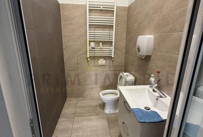 Spațiu comercial, de 114 mp, în Hlincea - 7