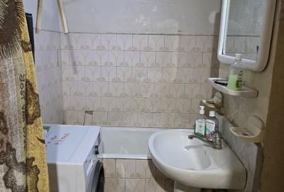 Dristor, la metrou, 10 minute mall Park Lake si parc IOR, bloc mixt,1978 - 2