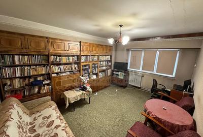 Apartament 3 camere, 2 bai, Bd. Independentei 204.000 euro - 1