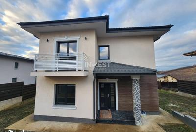 Casă cu 4 camere cu Teren 440 Mp în Miroslava - 4