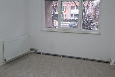 Birou, de 60 mp, în Centrul Civic - 2