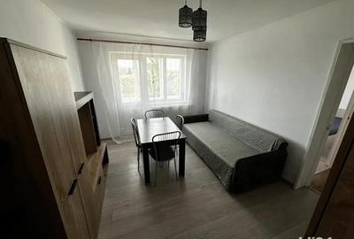 Apartament cu 3 camere decomandat în Brad - 5