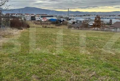 Teren de 4600 mp, în Central - 4