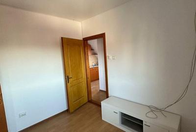 Apartament cu 3 camere decomandat în Central - 4
