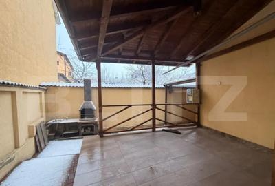 Casă cu 2 camere cu Teren 250 Mp în Rovine - 4