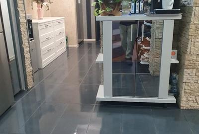 Apartament cu 3 camere decomandat în Popoveni - 1
