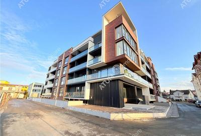 Apartament 3 camere la cheie cu balcon boxa si parcare subte - 1