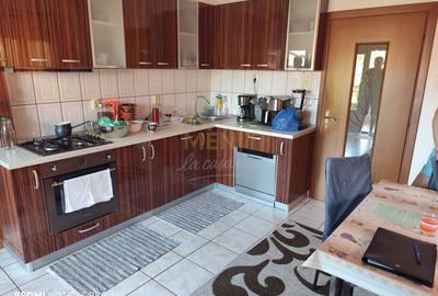 Duplex cu 10 camere cu Teren 2600 Mp în Albert - 5