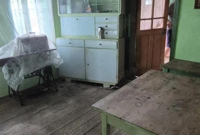 Casă cu 4 camere cu Teren 1048 Mp în Valea Seacă - 6