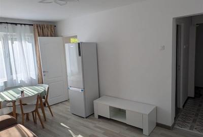 3 camere semidecomandat renovat 2025, in cartier nord în Ploiesti - 1