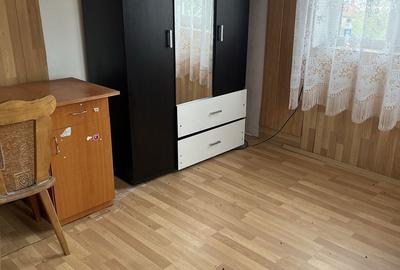 Apartament cu 3 camere în Cârcea - 1