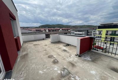 Apartament cu 3 camere în Florești