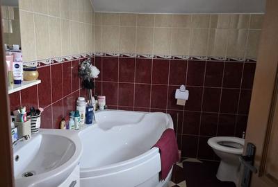 Casă cu 4 camere cu Teren 407 Mp în Păulești - 12