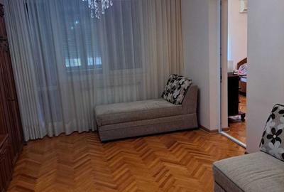 Apartament cu 2 camere decomandat în Central - 2