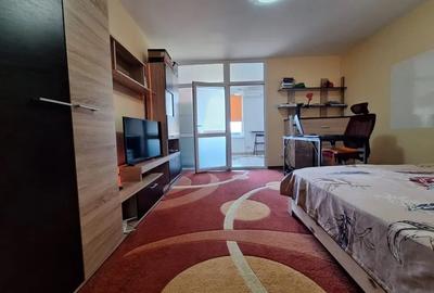 Garsonieră semidecomandată, mobilată în Tătărași