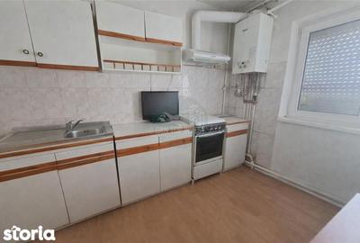 Apartament cu 3 camere decomandat, mobilat în Terezian - 9