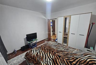 Apartament cu 3 camere semidecomandat în Central - 17