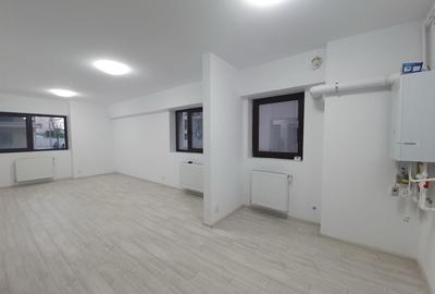 Apartament cu 3 camere decomandat în Drumul Taberei - 2