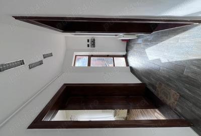 Spațiu comercial, de 30 mp, în Central