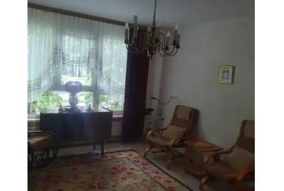Apartament cu 4 camere decomandat în Titan - 1