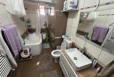 Apartament cu 3 camere decomandat, mobilat în Tomis Nord - 8