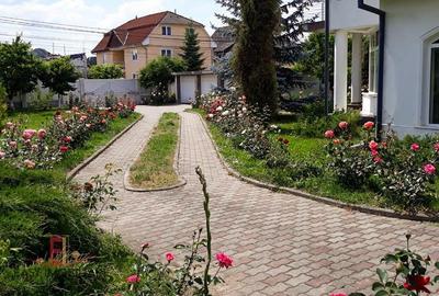 Casa 6 camere, 3 garaje, 5 bai, 2 bucatarii, Sangeorgiu De Mures - 1