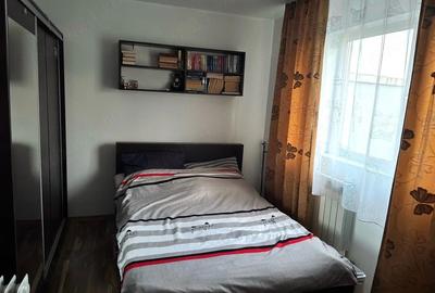 Apartament cu 2 camere semidecomandat, mobilat în Central