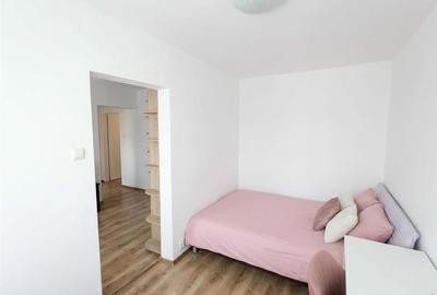 Apartament cu 3 camere semidecomandat în Valenta - 4