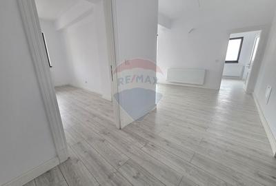 Apartament cu 3 camere decomandat în Nord - 3