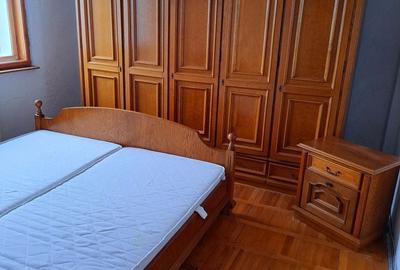 Apartament cu 3 camere semidecomandat în Fălticeni - 1