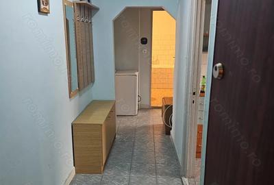 Vand apartament 2 camere, decomandat, Carpa?i 2 - 4