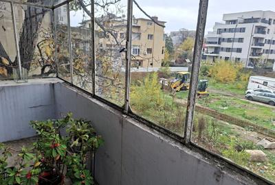 Apartament cu 3 camere in vila interbelica, de renovat - comision 0%! - 19