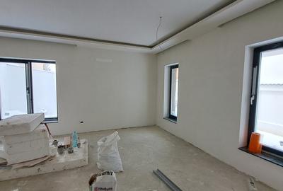 Casă cu 5 camere cu Canalizare în Bucureștii Noi - 7